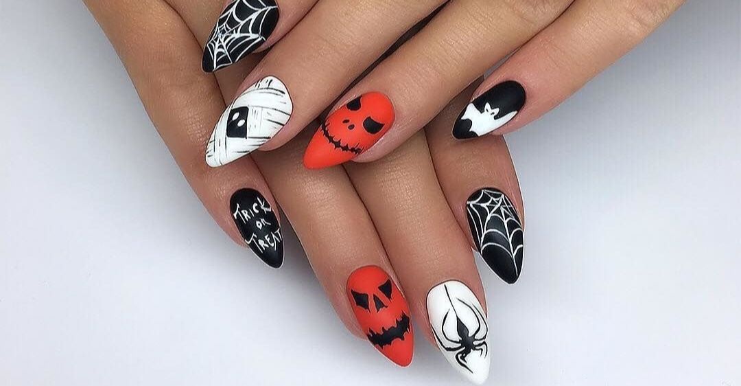 19 Must-Try Nails Colors for Halloween and Chic Manicure Ideas