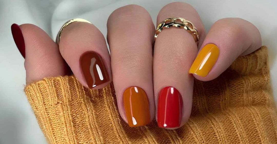 Top 15 Nail Colors for October to Embrace Fall