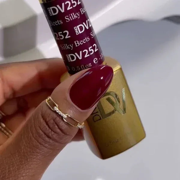 DND DIVA Duo Matching Color - #252 Silky Beets - TTT Nails Supply