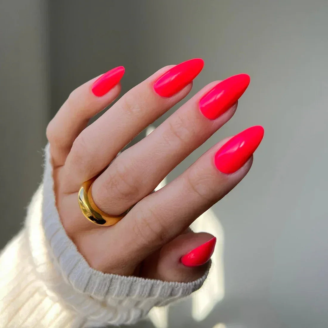 DND Duo Matching Color - #561 Strawberry Kiss - TTT Nails Supply