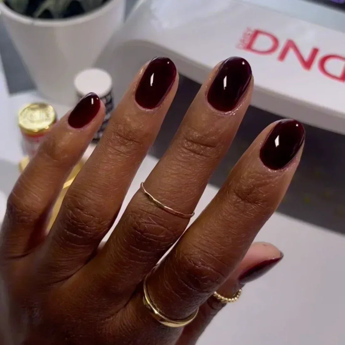 DND Duo Matching Color - #633 Garnet Red - TTT Nails Supply